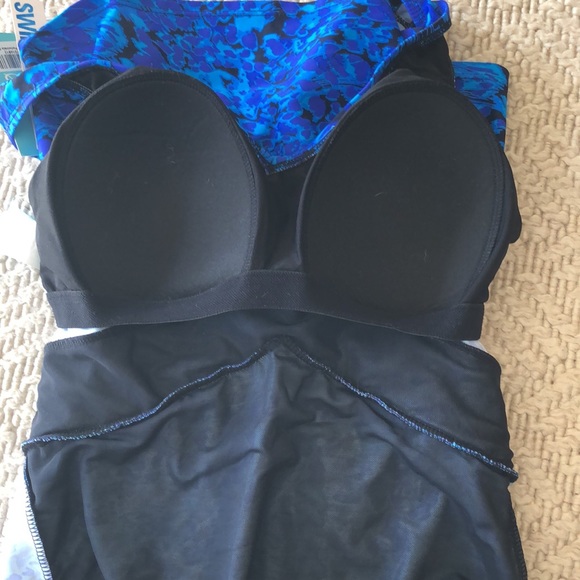 NWT Beach Belle modest tummy control swim suit - Picture 11 of 12